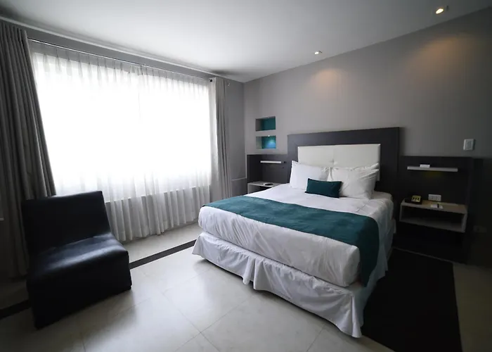 Hotel 5 Estrellas Camino Plaza