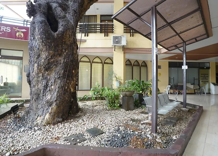 Cheap hotels Arzo Grand Lodge