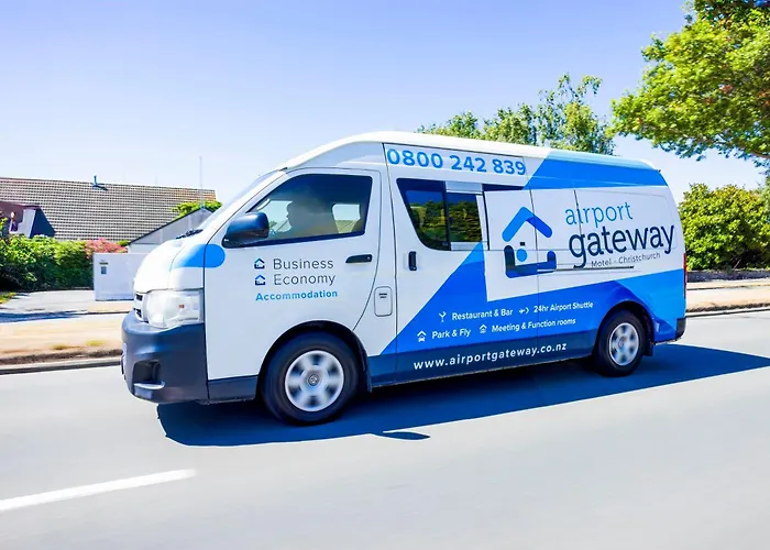 Pet Friendly hotel: Airport Gateway Hotel