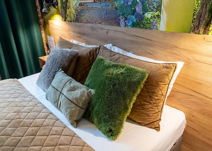 Art & Garden Residence