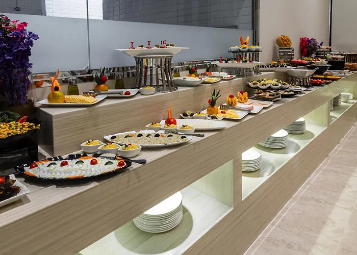 Voyage Hotel & Suites