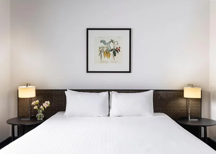 Cheap hotels Edit Auckland Central