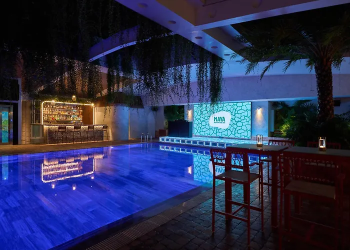 Spa Hotel: Silverland May Hotel