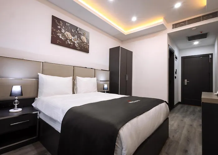 Meyzi Hotel