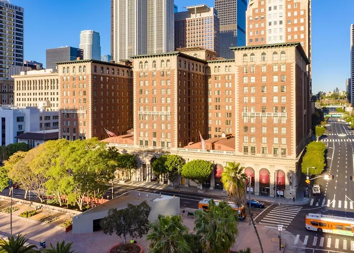 4 star hotel: The Biltmore Los Angeles