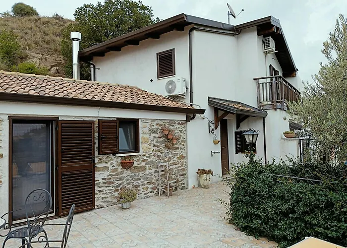 Il casale degli aragonesi