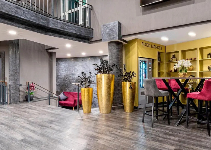 PLAZA Premium Parkhotel