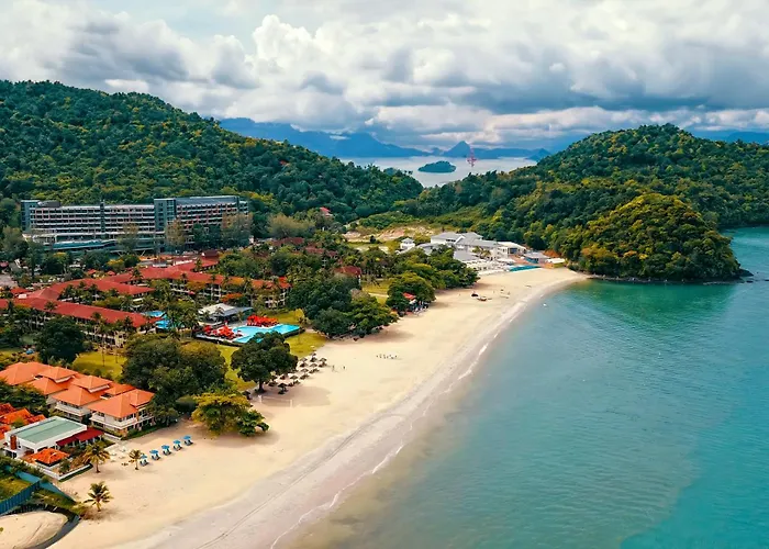 Hotel with Tennis: Holiday Villa Resort & Beachclub Langkawi