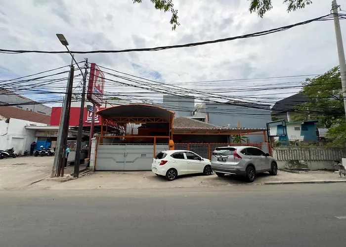The Hostels Beranda Istirahat Pluit