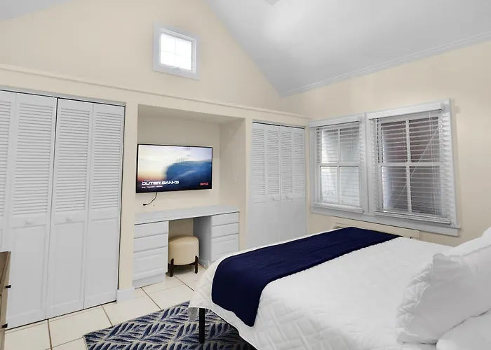 Central hotel: Knowles House