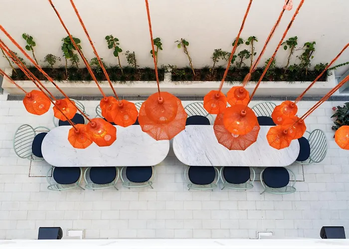 Bromelia Boutique