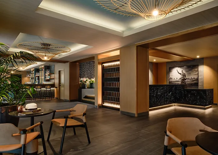Cheap hotels Romer House Waikiki (Adults Only)