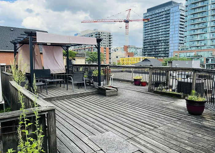 Saint Lawrence Residences And Suites