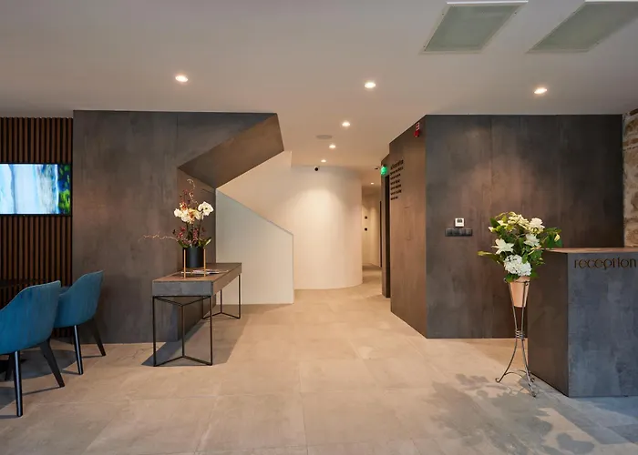 Bizarre Boutique Hotel