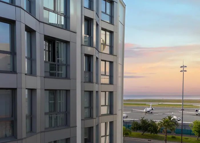 Hôtel accueillant les animaux: Nemea Appart Hotel Nice Arenas Aéroport