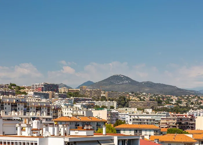 Hôtel accueillant les animaux: Nemea Appart Hotel Nice Arenas Aéroport