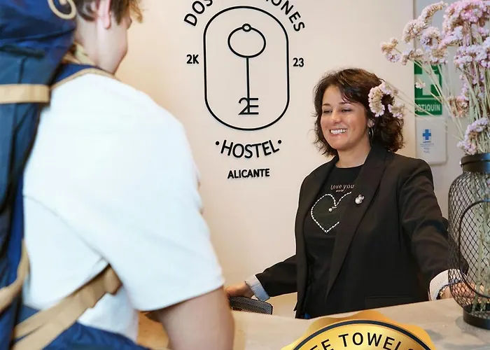 Dos Estaciones - FREE Towels
