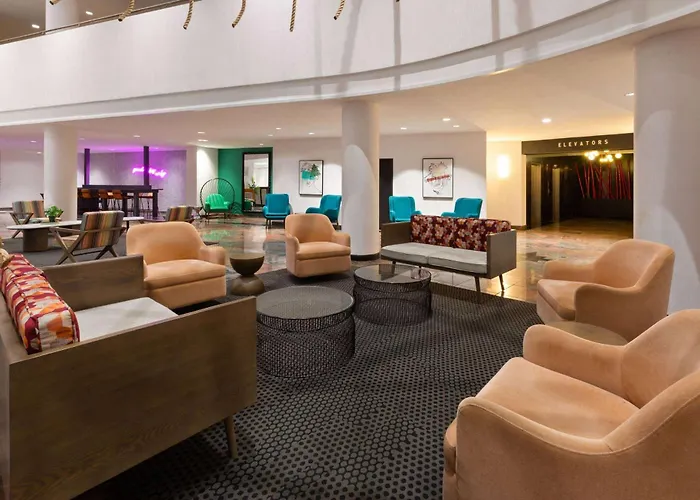 Hotel suites Wyndham Garden Norfolk Downtown