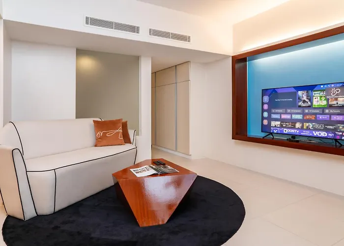  Picasso Boutique Serviced Residences Managed By Hii