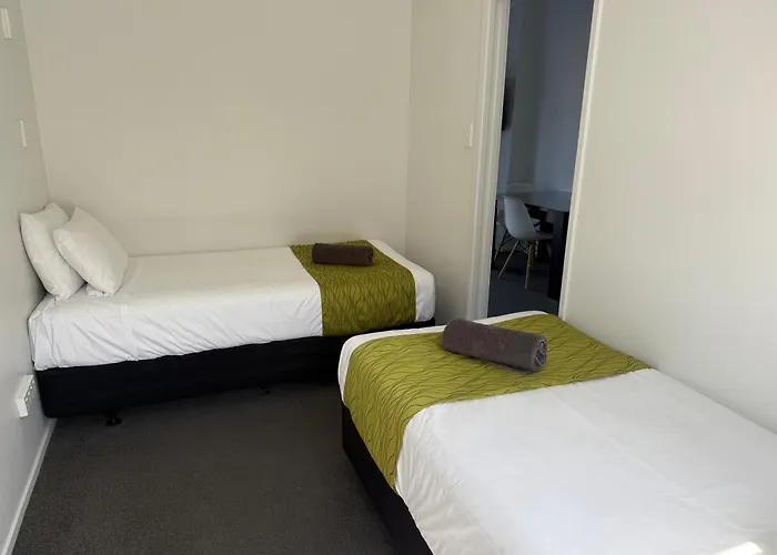 All Motels Ambassador Motor Inn