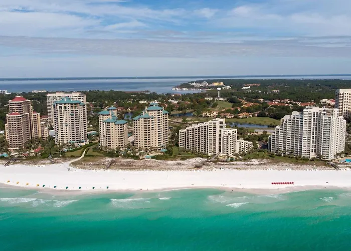 Hotel with pool: Sandestin Golf And Beach Resort