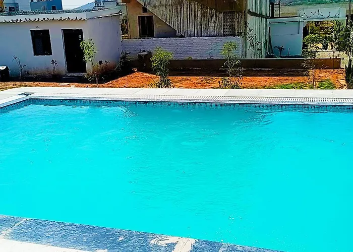 Shagun Villa By Dev Hotel And Resort
