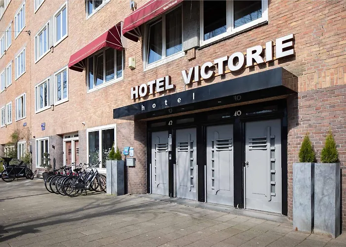 Hotel: 