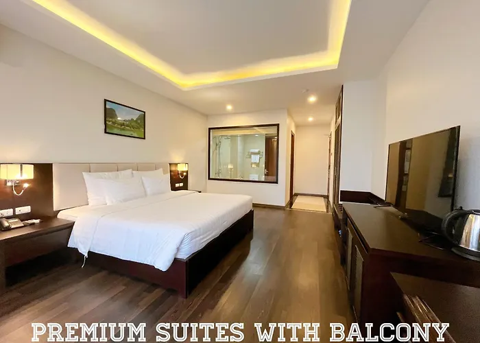 Paragon Noi bai Hotel&Pool
