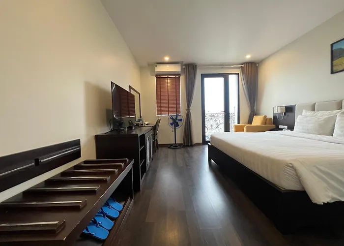 Paragon Noi bai Hotel&Pool