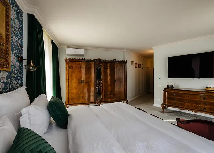 Ateneea Luxury Rooms