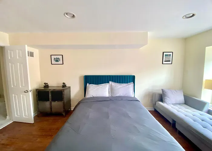 Cozy Home In The Heart Of South Philly