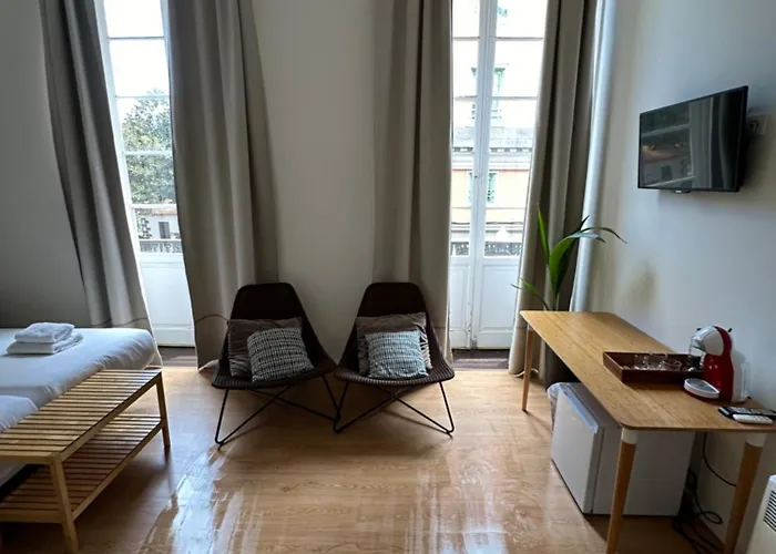 Triana 103 Rooms&Suites