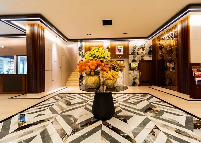 Grand Astoria Hotel