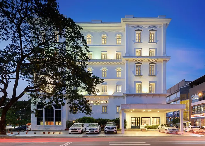 The Avenue Center Hotel