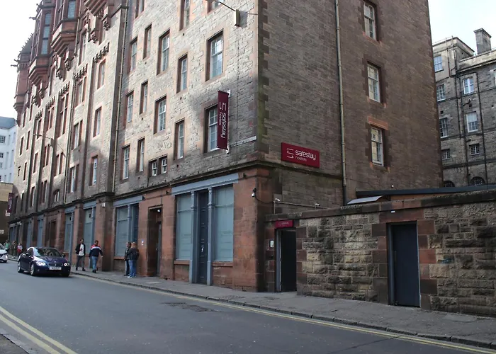 Safestay Cowgate