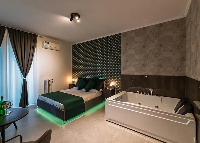 Luxury Jacuzzi Suites Rome - You Rhome