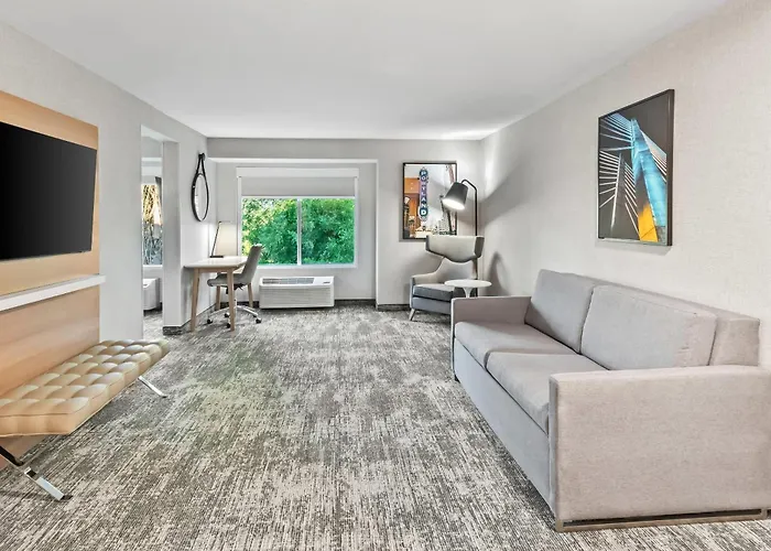 Radisson Hotel Portland Airport