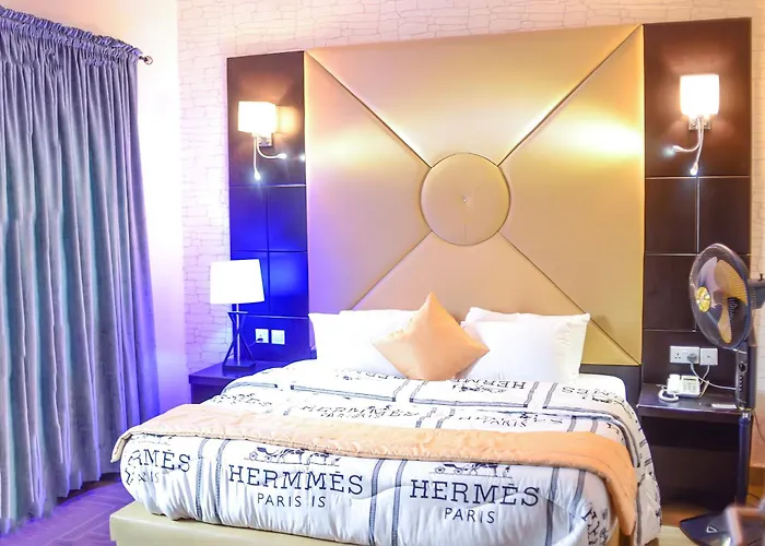 Mainstay Luxury Hotel