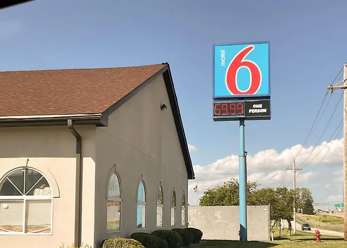 Resorts Guide Motel 6 Omaha - Iat West