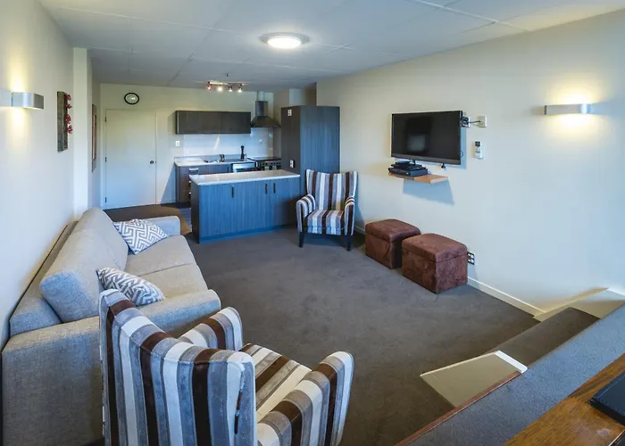 Motel: Lomond Lodge Motel & Apartments