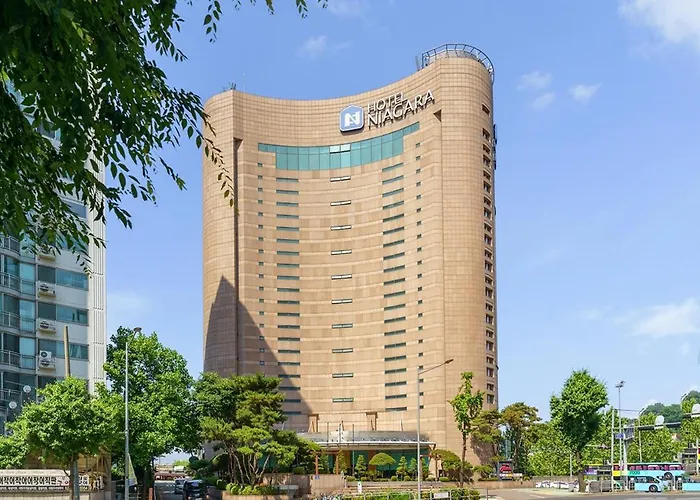 Niagara Hotel