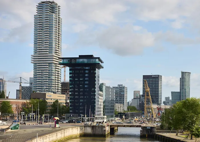  Inntel s Rotterdam Centre