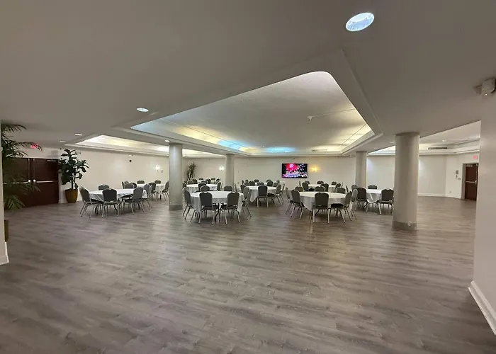 Beach Hotels Country Inn & Suites By Radisson, Downtown Albany New York