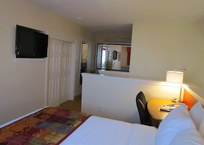 3 star hotels Residence Inn Louisville East