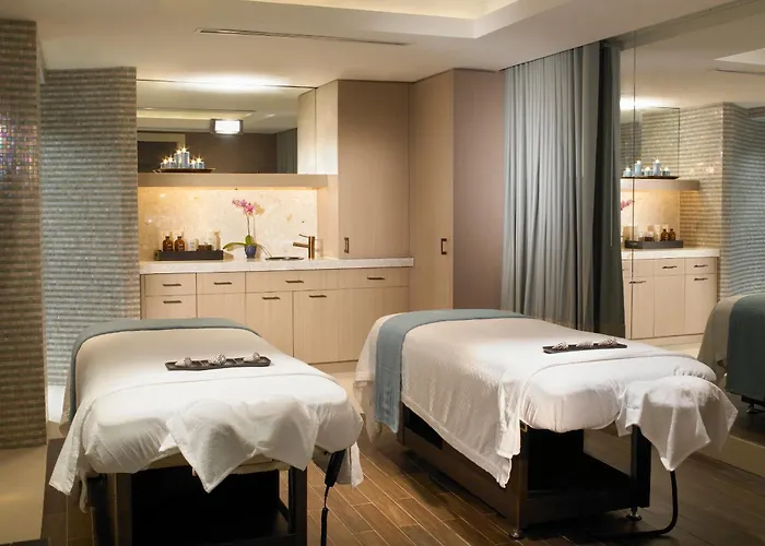 The Palms Hotel & Spa