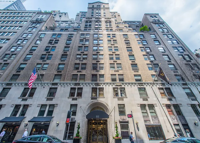 Apartment: Lombardy Hotel