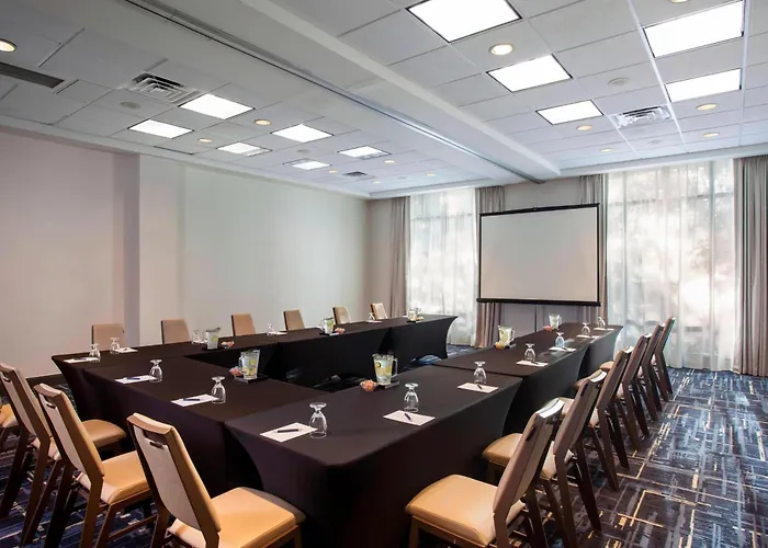 Sheraton Suites Philadelphia Airport