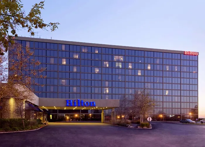 Cheap hotel: Hilton Kansas City Airport