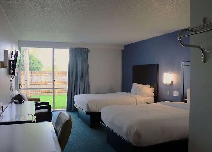 Travelodge By Wyndham Milwaukee