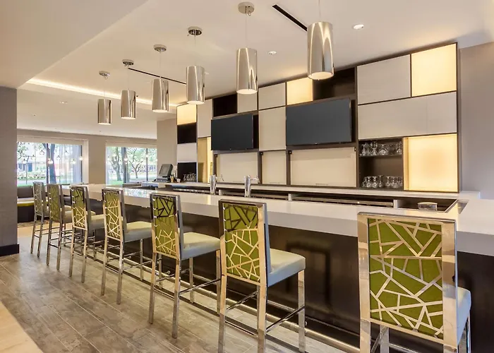 Doubletree By Hilton Hotel & Suites Houston By The Galleria